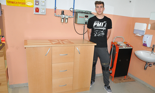 Zaključni izdelek - komoda