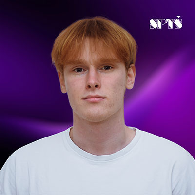 Adrian Cvetko, razvijalec in dijak izobraževalnega programa Tehnik računalništva na SPTŠ MS