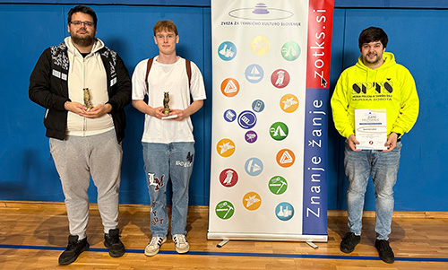 Nagrajenca z mentorjem