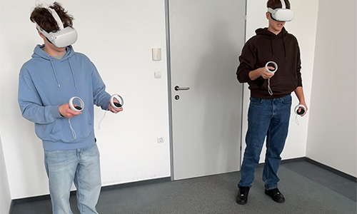 Dijaka ujeta med snemanjem za promocijski video